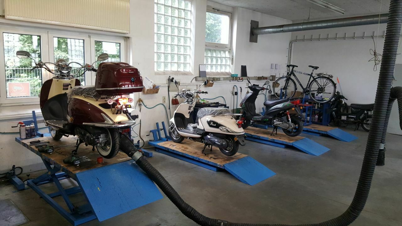 Abholung / Bringen Kostenvoranschlag Service Motorroller Elektroroller Schaltmoped E-Scooter