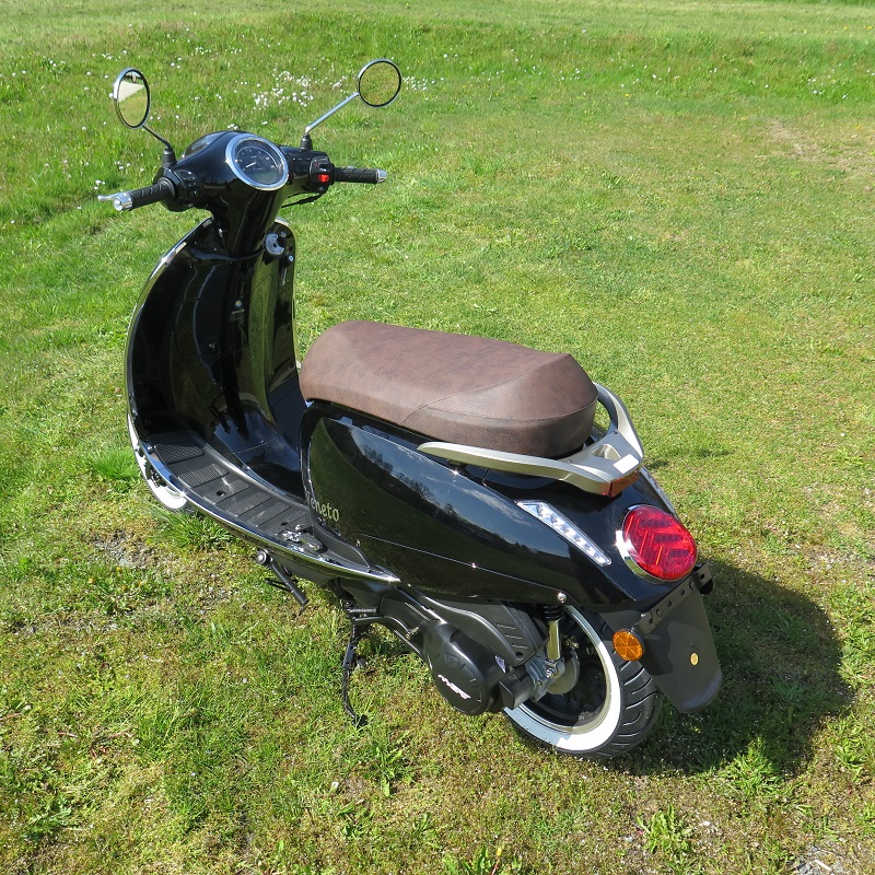 Motorroller Rivero Veneto 125 Euro 5 Roller Scooter schwarz
