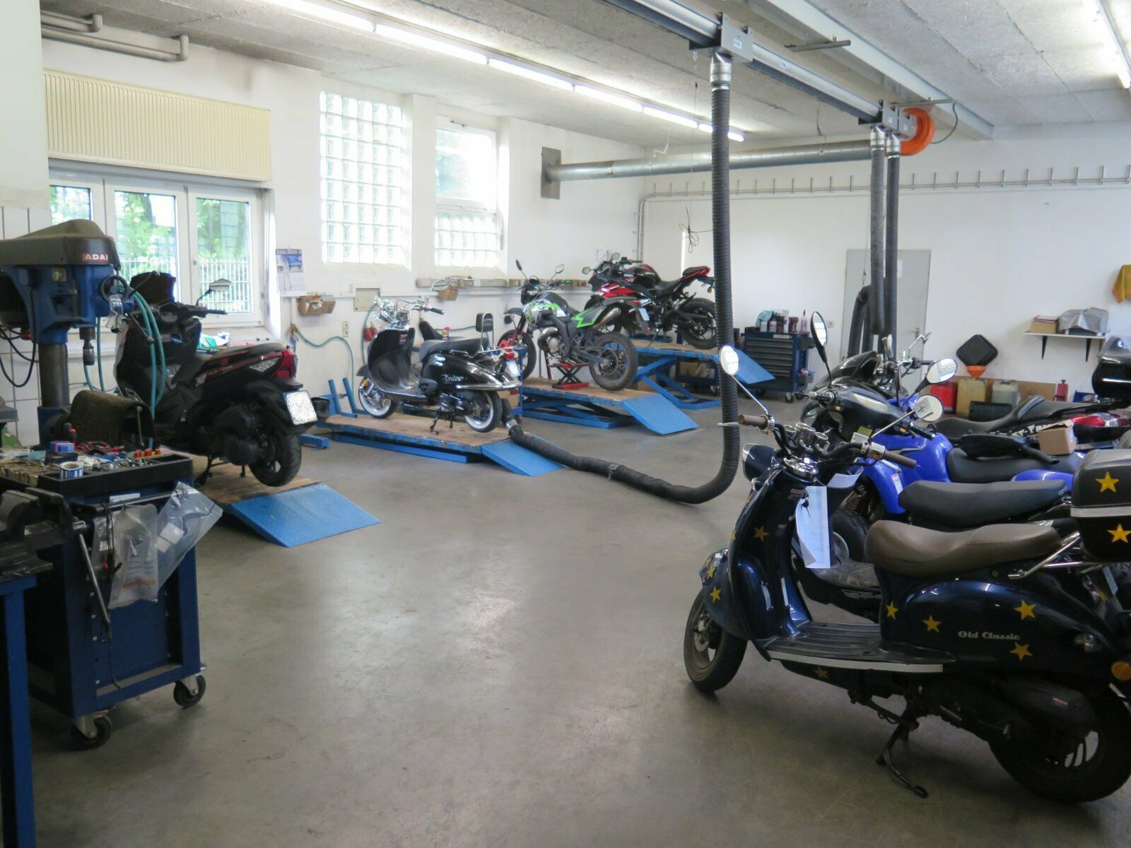 Abholung / Bringen Kostenvoranschlag Service Motorroller Elektroroller Schaltmoped E-Scooter