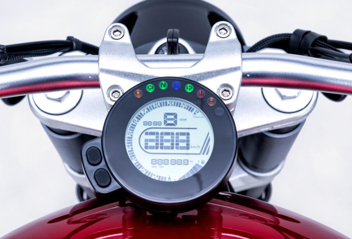 Motorrad Fighter 300 BC-RS rot Euro 5 300ccm Schaltmoped Chopper 129 km/h