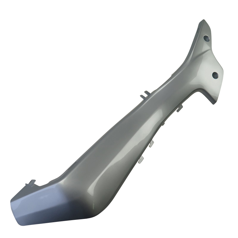 PGO Seitenverkleidung links mitte eissilber G-Max M26240117L0 Motorroller.de Seitendeckel Seitenabdeckung Seitenleiste Seitenteil Cover