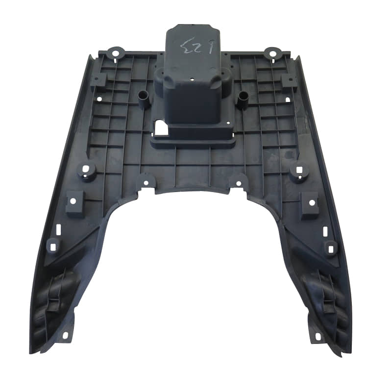 PGO Rodoshow 50 Trittbrett grau Trittplatte Tritt-Brett 50ccm 2Takt P5624001660 Motorroller.de Fußplatte Fußbrett Bodenbrett Fußraumboden Fuß-Brett